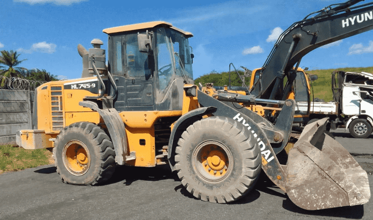 Pá Carregadeira Hyundai HL745-9SB 2023