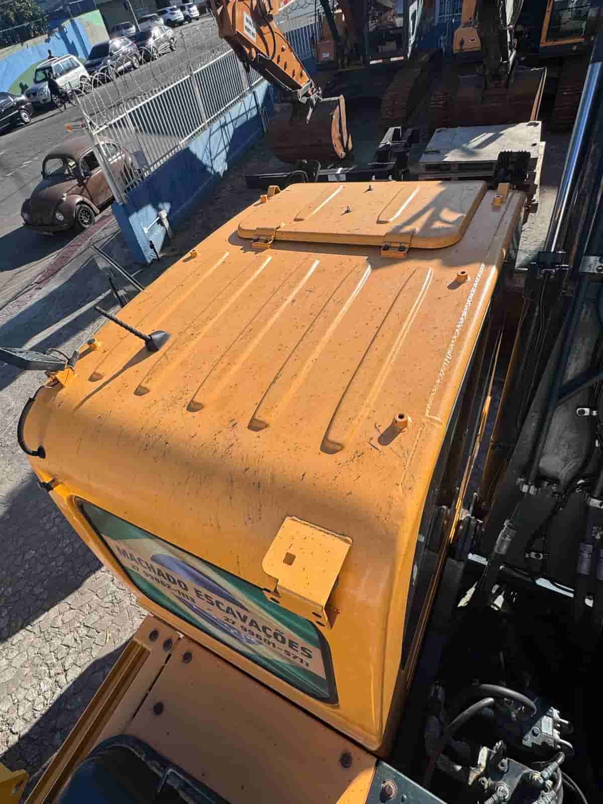 Escavadeira Hyundai R140LC-9 2022