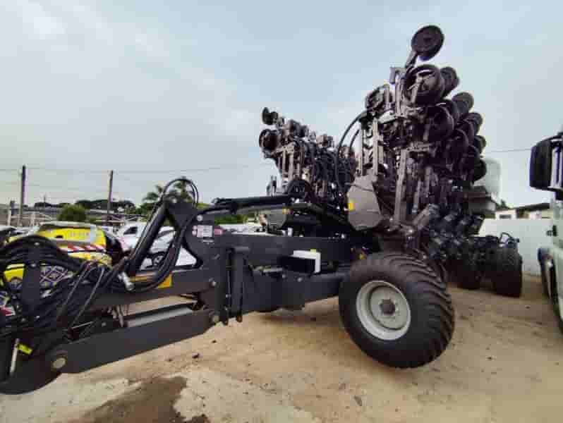 Plantadeira Massey Ferguson 24F 2023