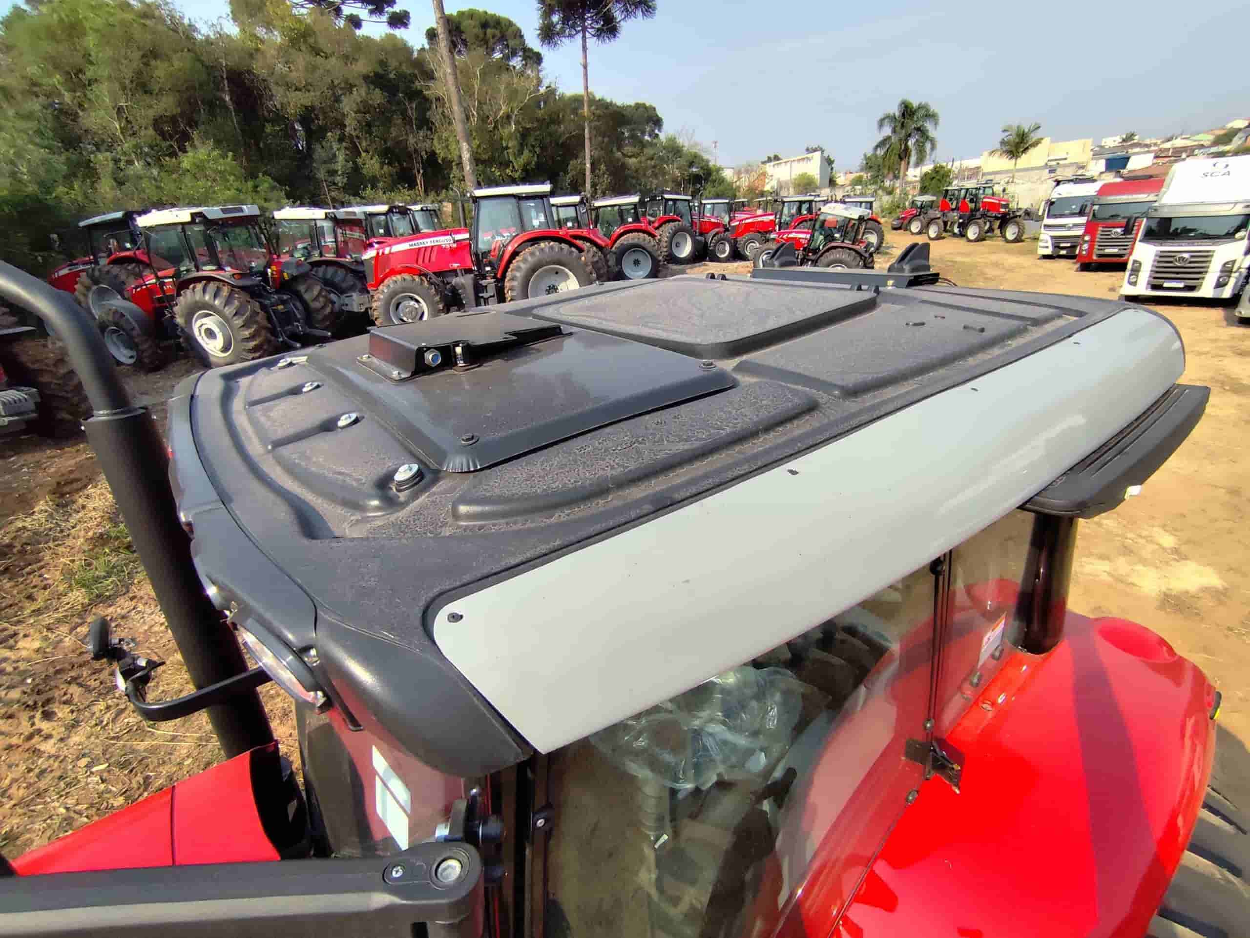Trator agrícola Massey Ferguson MF7318 - ROD DUPLO 2023