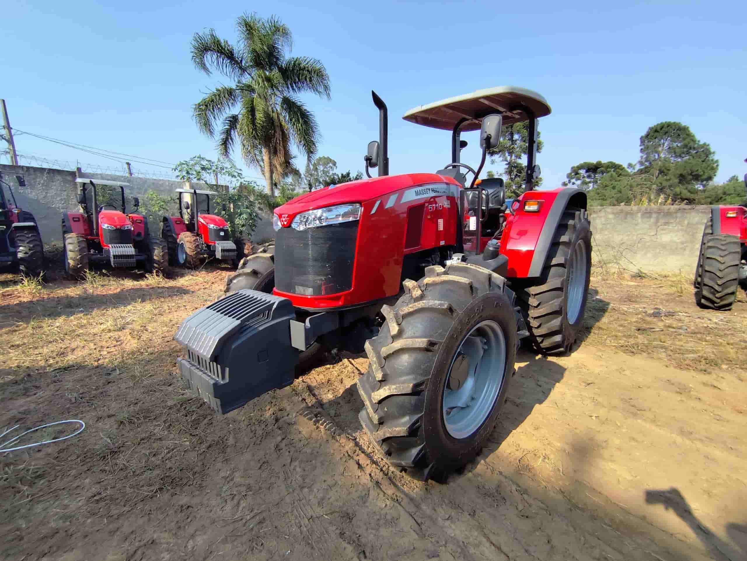 Trator agrícola Massey Ferguson MF5710NC - 4CY 2023