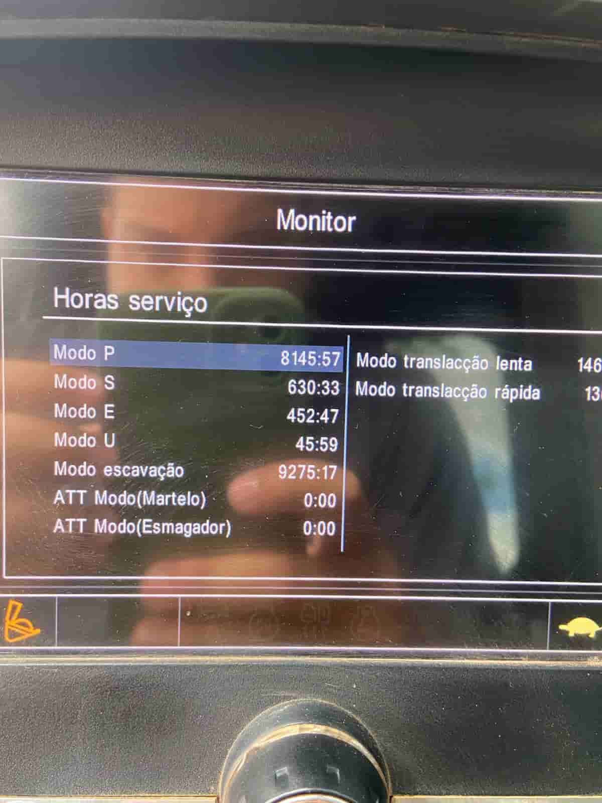 Escavadeira Hyundai R220LC-9S 2018