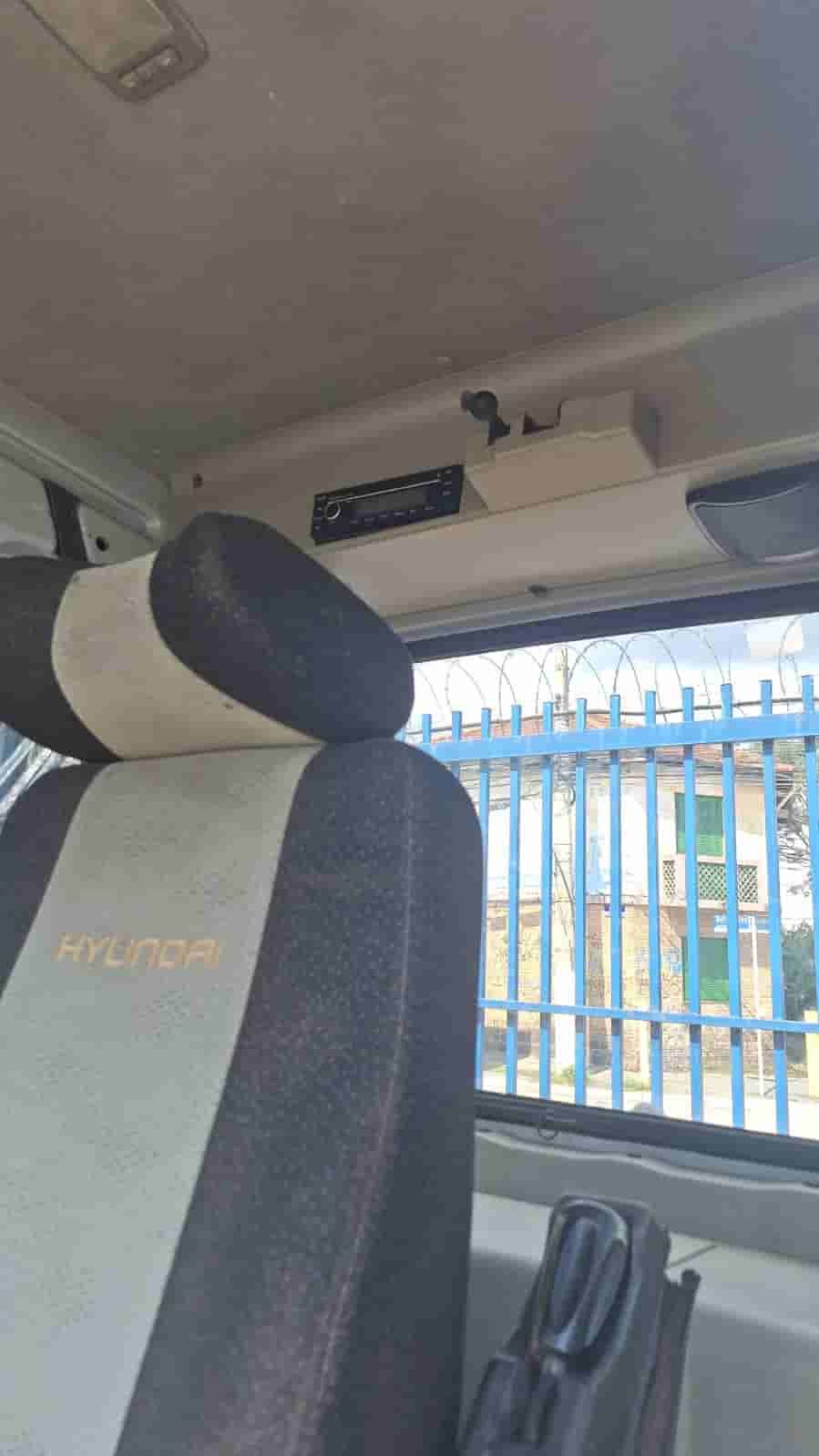 Mini Escavadeira Hyundai R80-7 2011