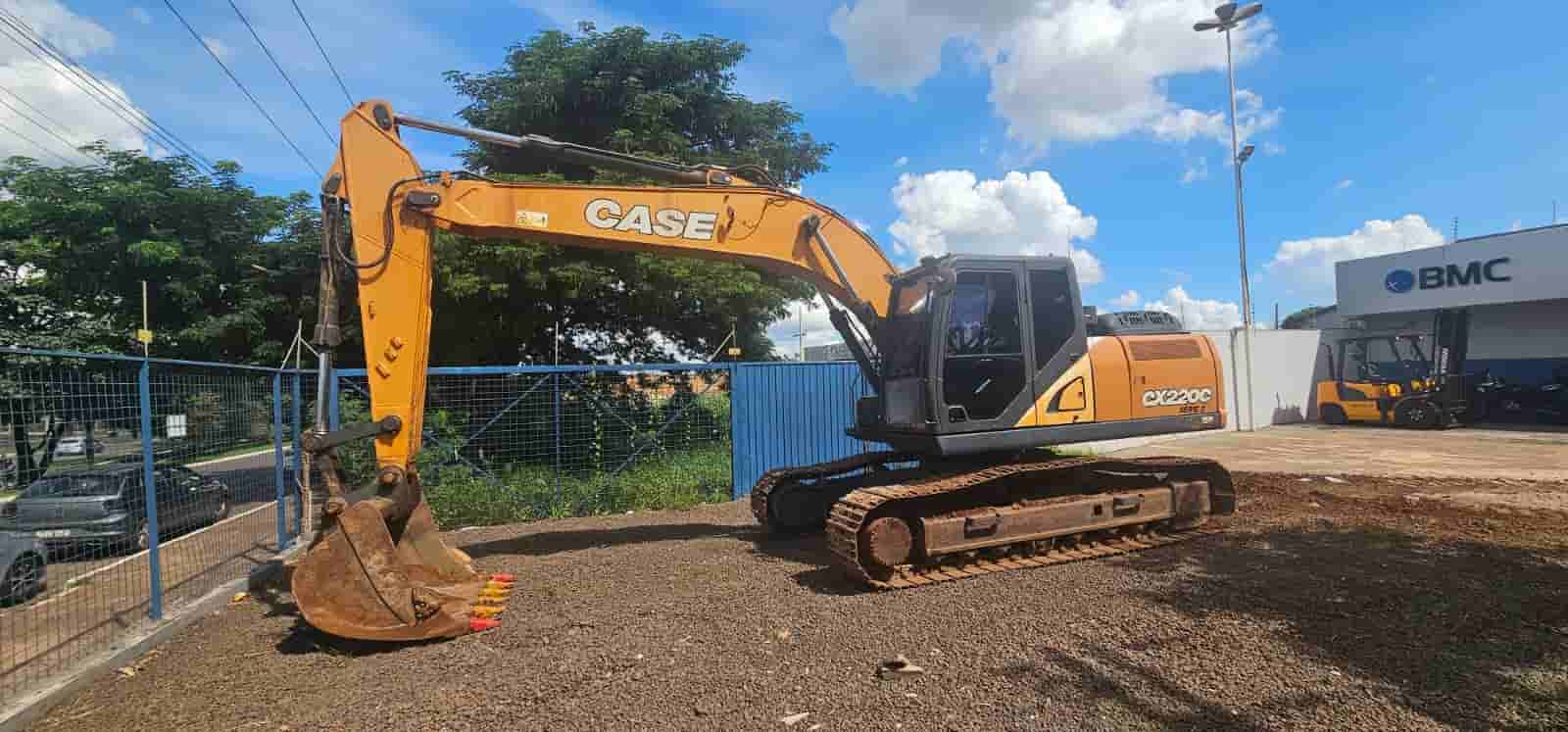 Escavadeira Case CX220C 2020