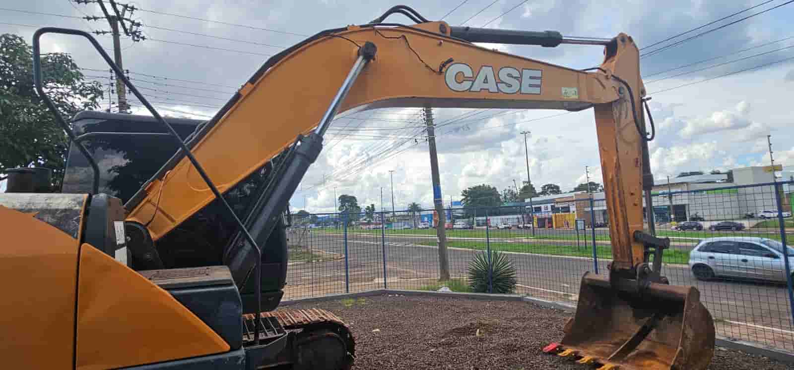 Escavadeira Case CX220C 2020