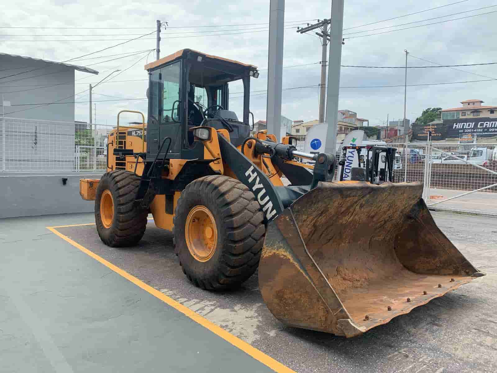Pá Carregadeira Hyundai HL757-9SBS 2023