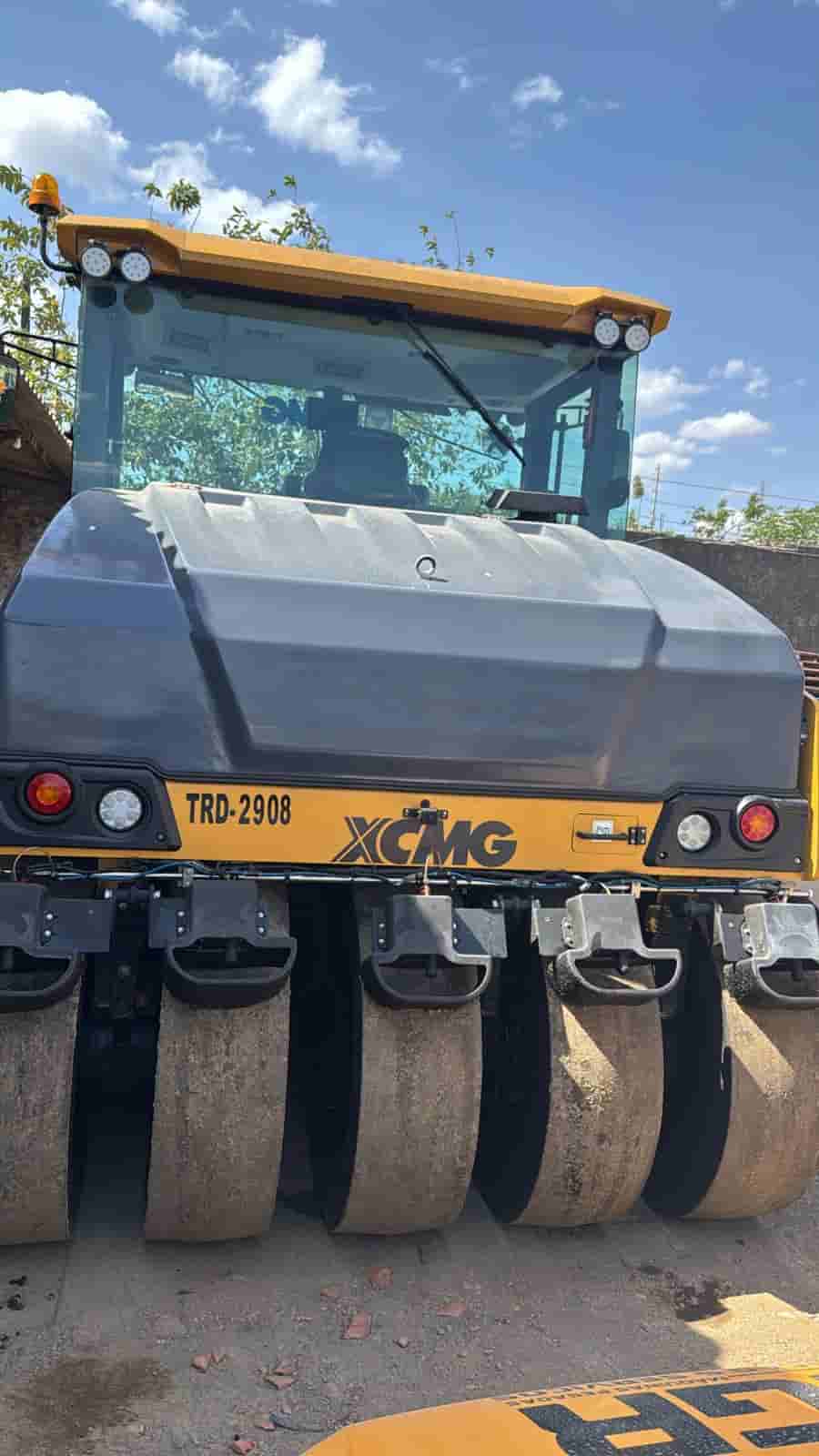 Rolo compactador XCMG XP265S 2024