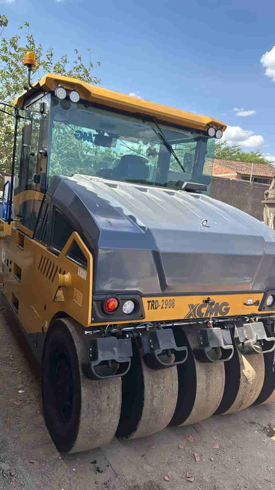 Rolo compactador XCMG XP265S 2024