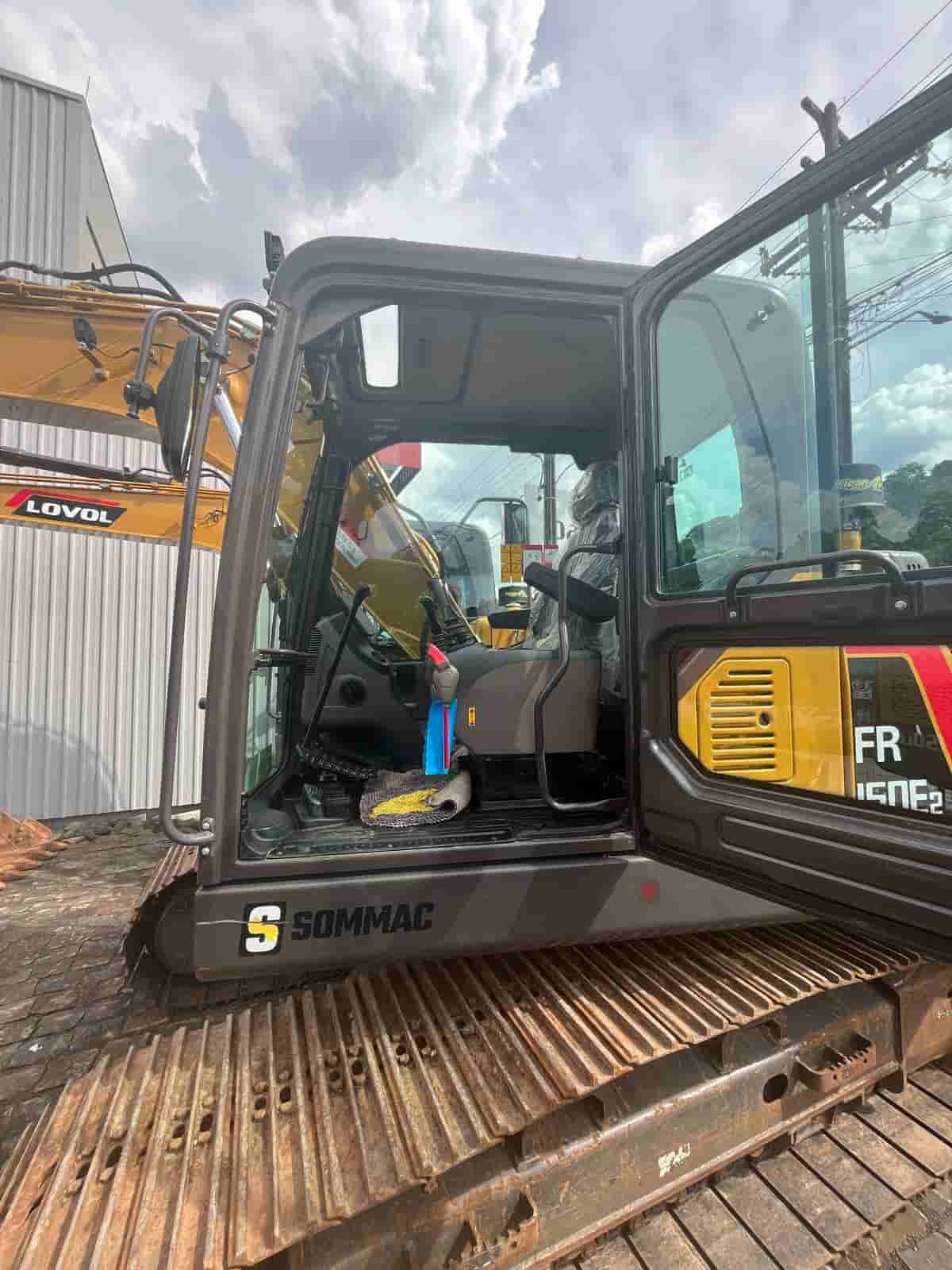 Escavadeira Lovol FR150 2024