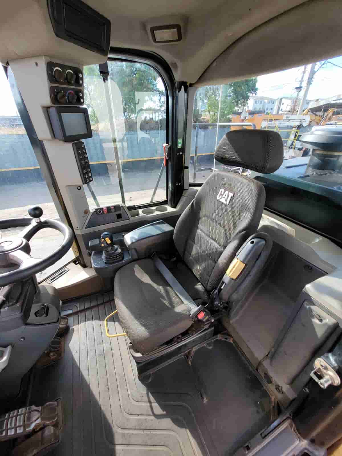 Plantadeira Caterpillar 972L  2019