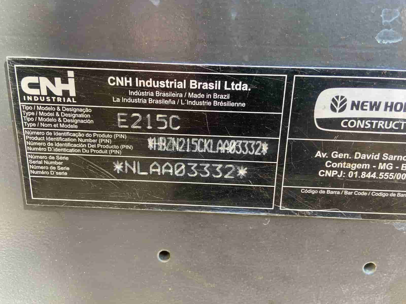Escavadeira New Holland E215EVO 2020