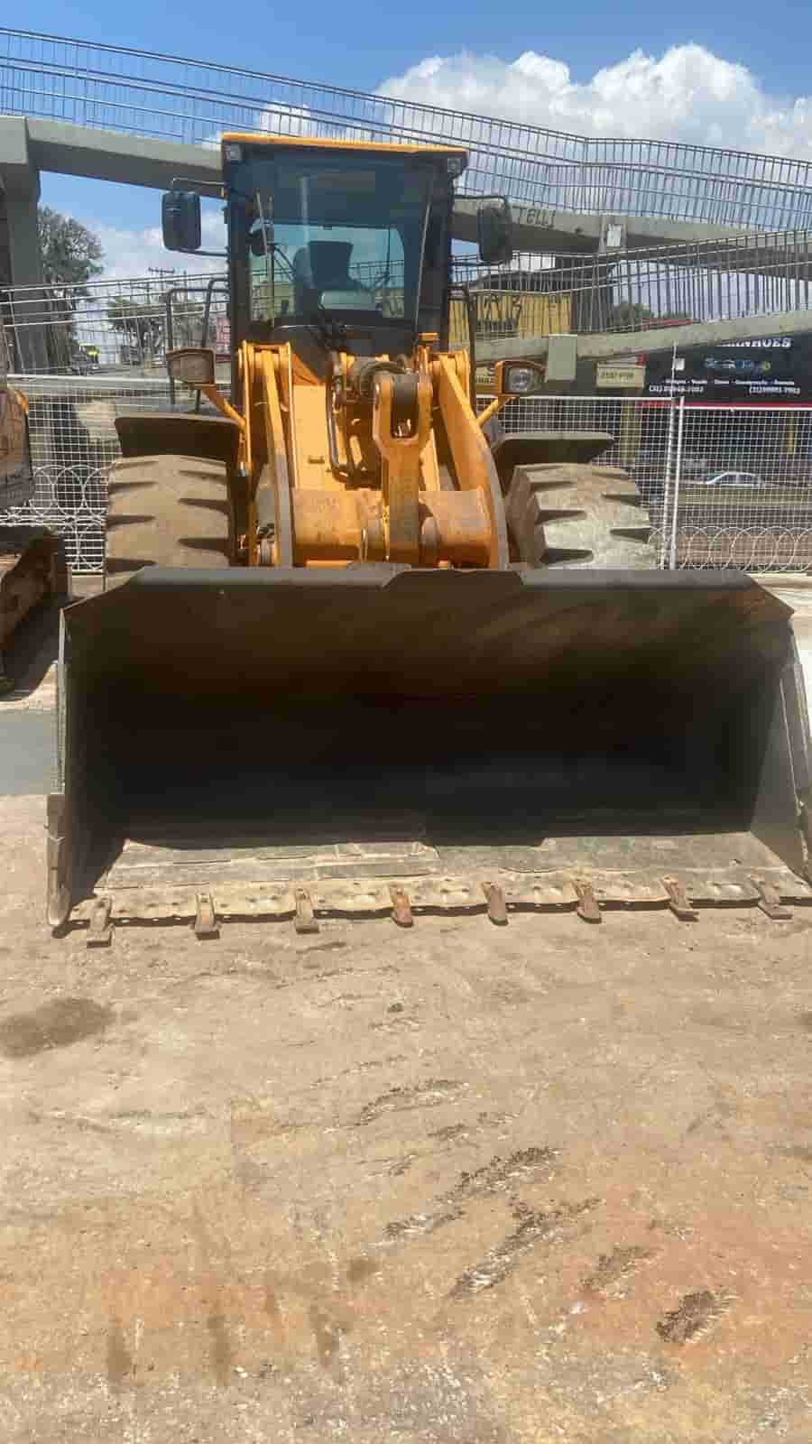 Pá Carregadeira Hyundai HL760-9 2022