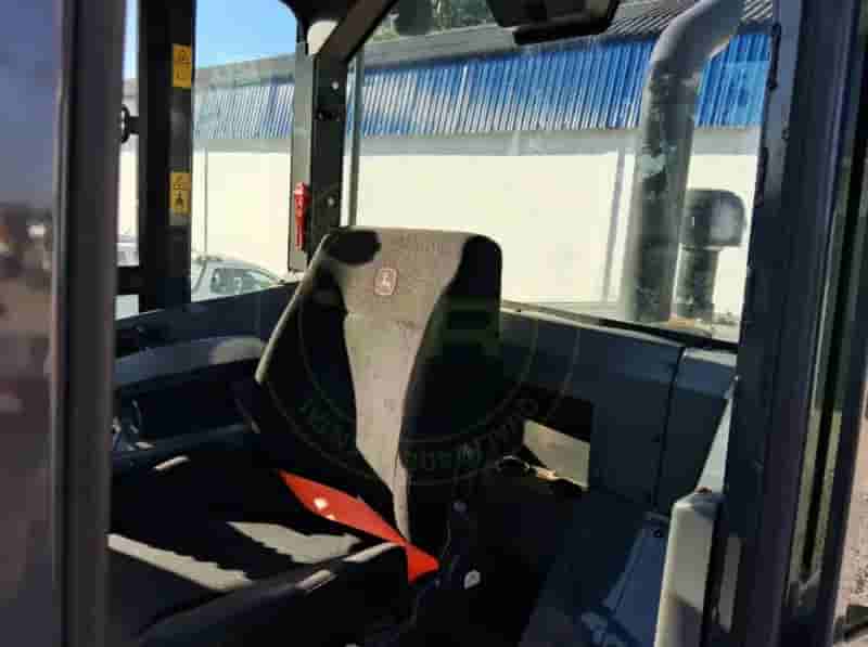 Pá Carregadeira John Deere 444G 2022 - imagem de fundo