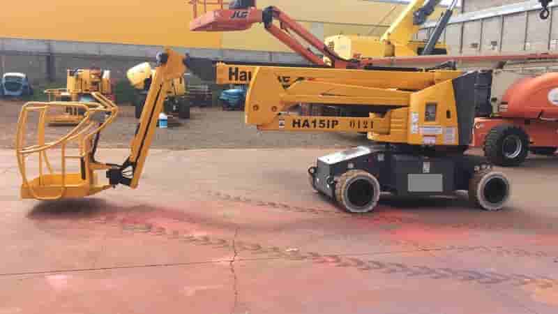 Plataforma elevatória Haulotte HA15IP 2020 - imagem de fundo