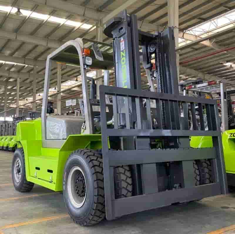 Empilhadeira Zoomlion FD70 2024 - imagem de fundo
