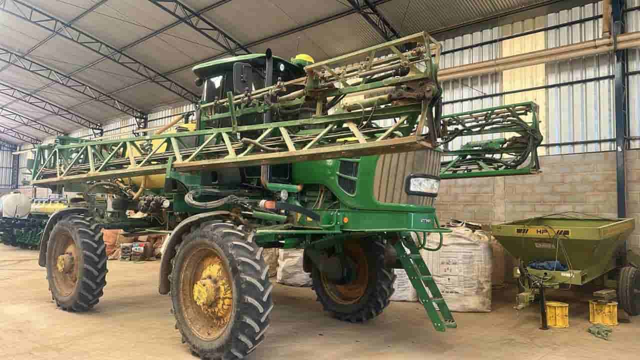 Pulverizador John Deere 4630 2018 - imagem de fundo