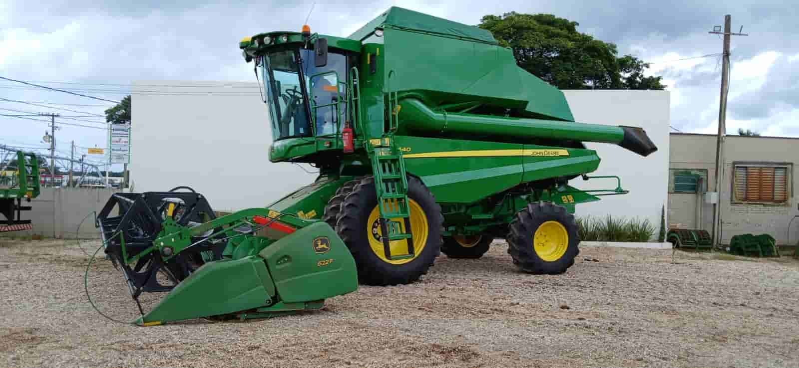 Colheitadeira John Deere S440 2019 - imagem de fundo