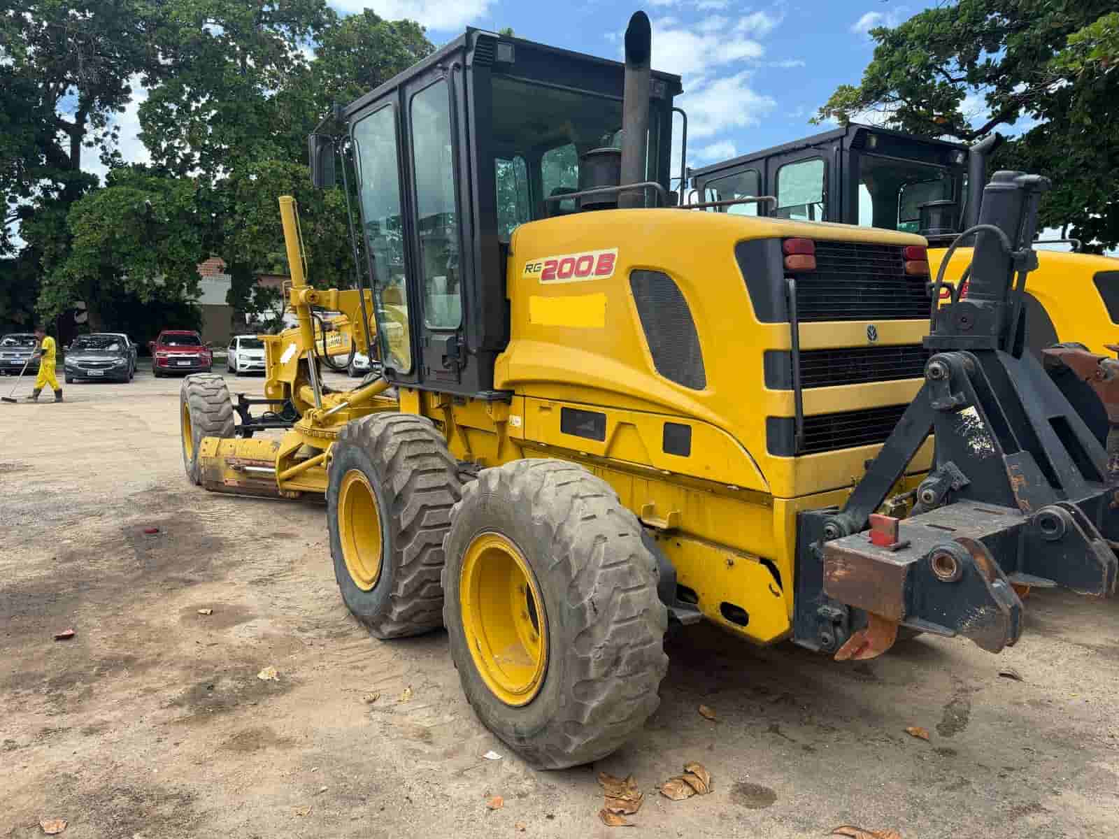Motoniveladora New Holland RG200B 2009 - imagem de fundo