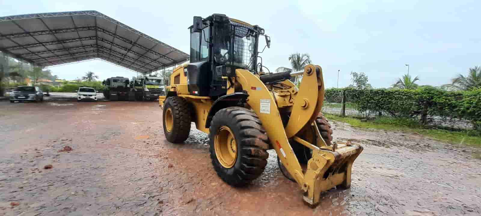 Pá Carregadeira Caterpillar 924K 2018 - imagem de fundo