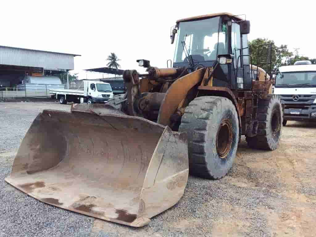 Pá Carregadeira Caterpillar  950H 2015 - imagem de fundo