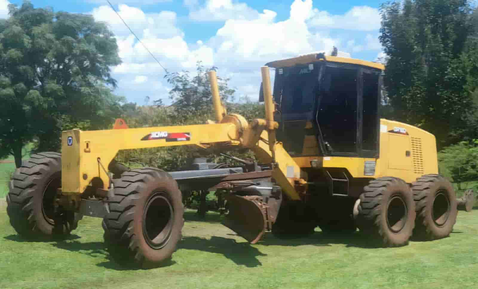 Motoniveladora XCMG GR180 2014 - imagem de fundo