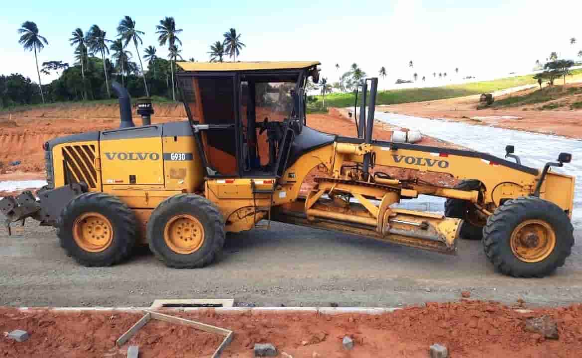 Motoniveladora Volvo G930 2014 - imagem de fundo