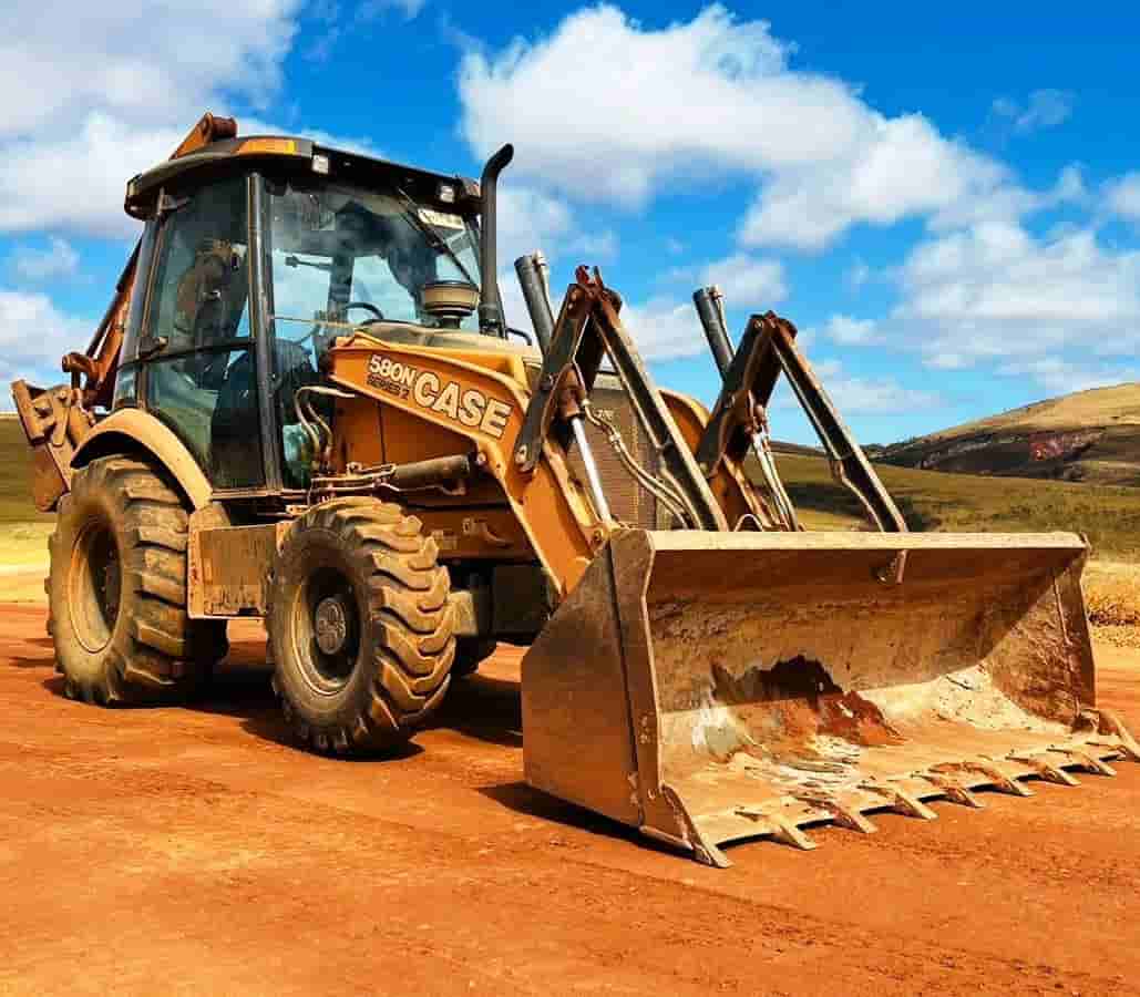 Retroescavadeira Case 580N 2023 - imagem de fundo