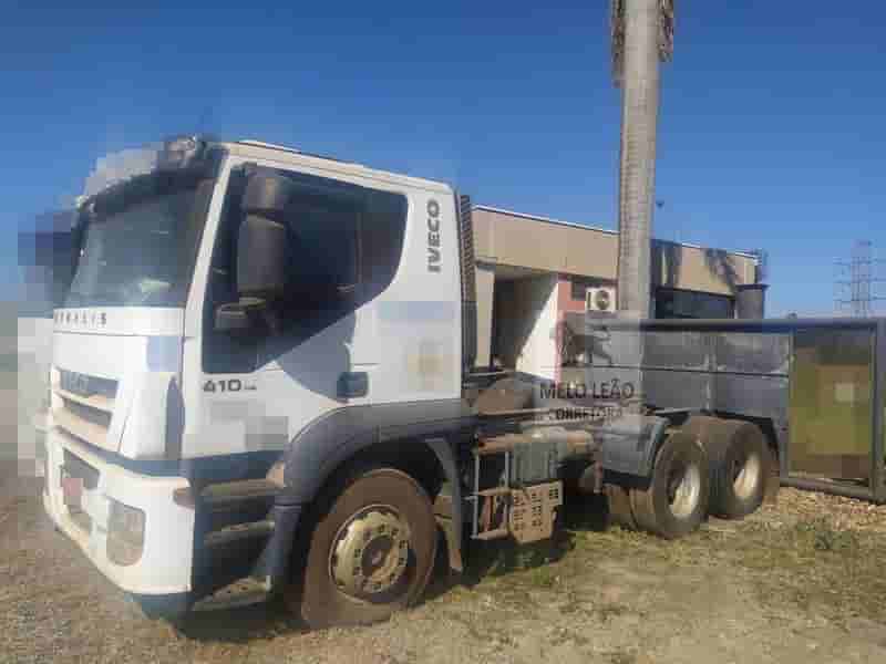 Cavalo Truck Iveco 410 Cavalo Truck 2010 - imagem de fundo