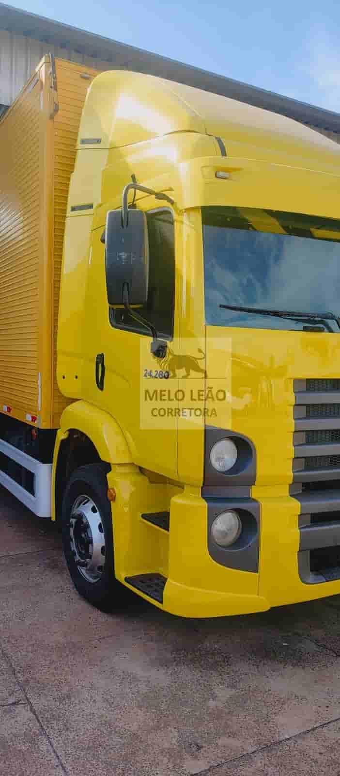 Caminhão Volkswagen 24.280 6X2	 2019 - imagem de fundo