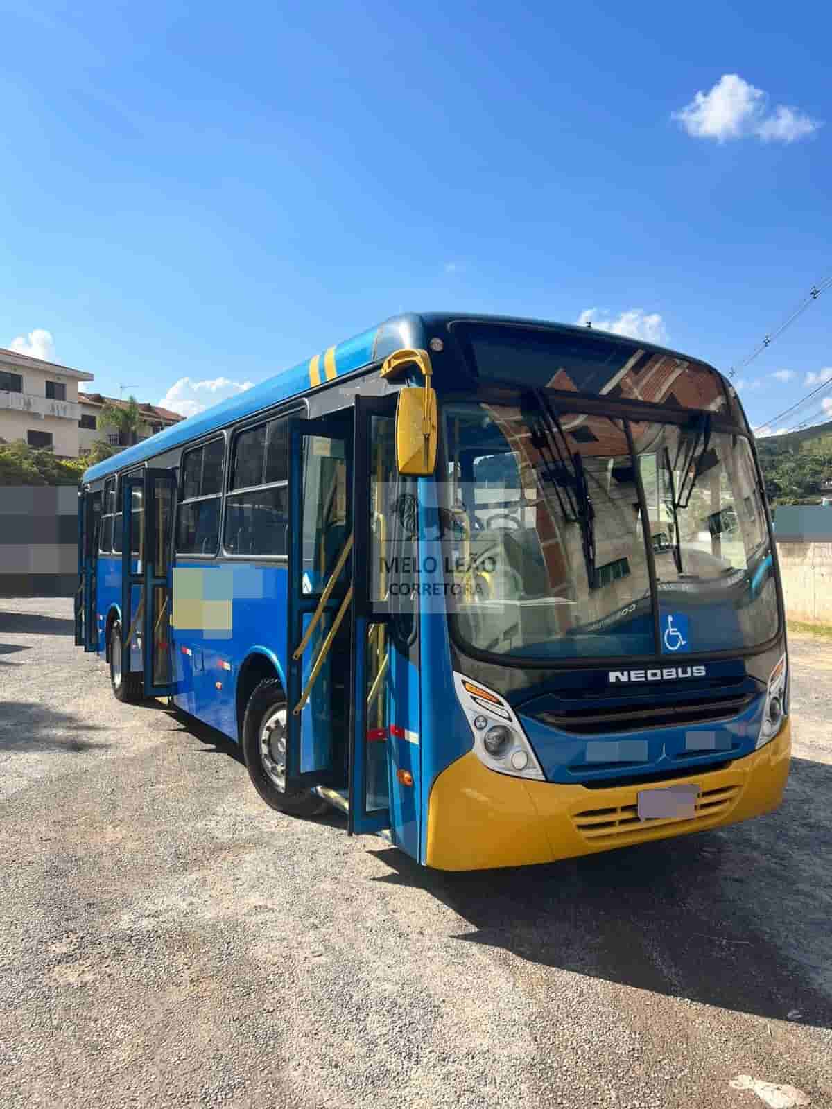 Ônibus Mercedes Benz  1721 2016 - imagem de fundo