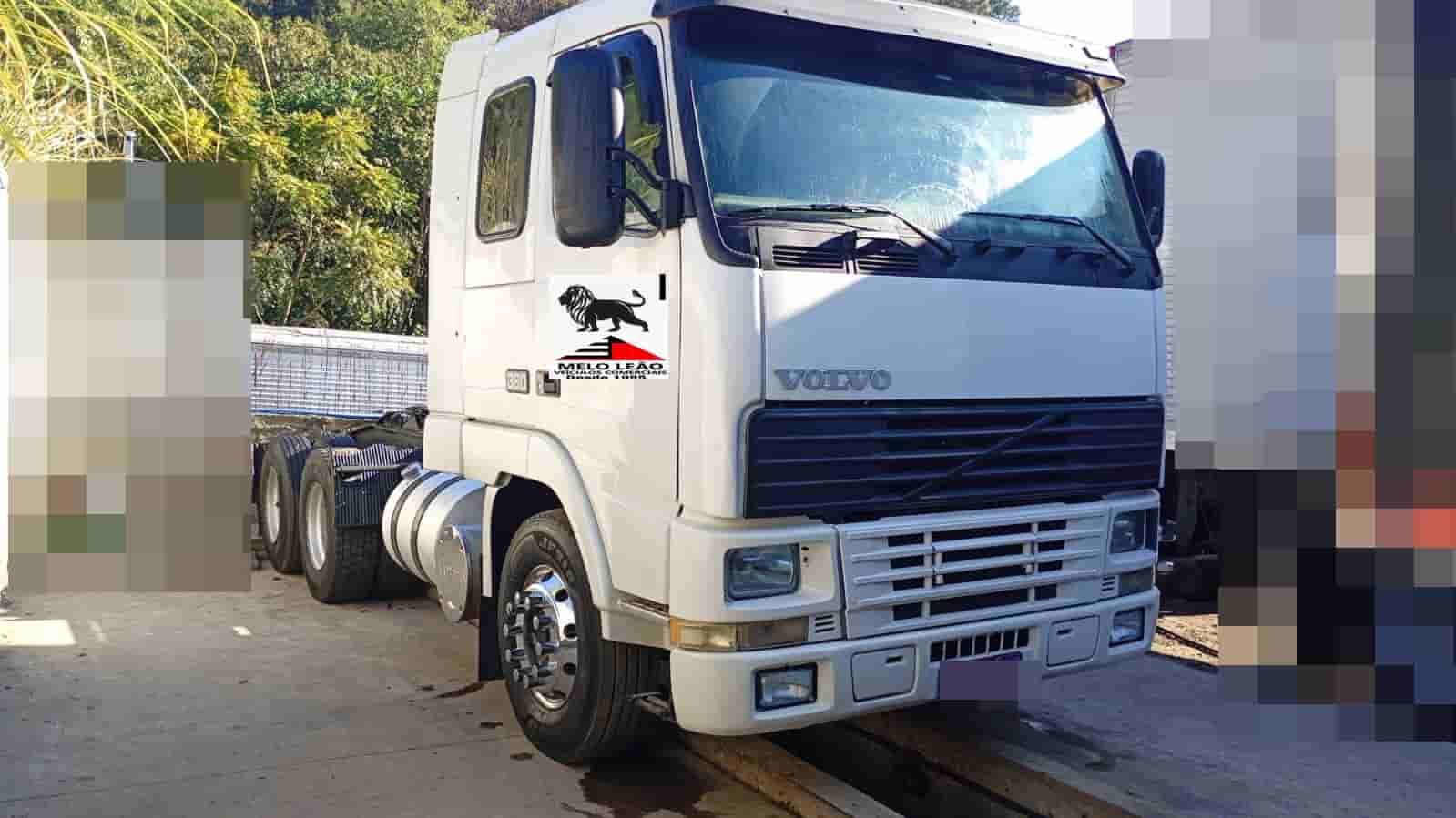 Cavalo Truck Volvo F 12 380 2001 - imagem de fundo