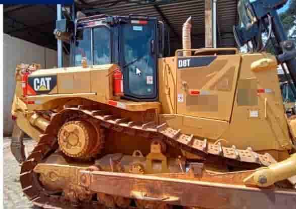 Trator de esteira Caterpillar D8T 2018 - imagem de fundo