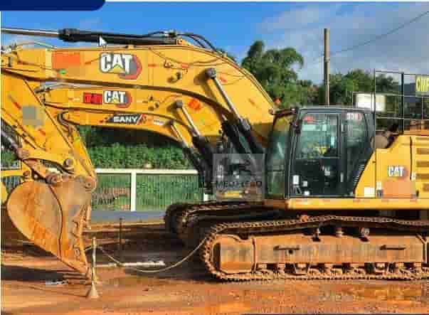 Escavadeira Caterpillar 336 2021 - imagem de fundo