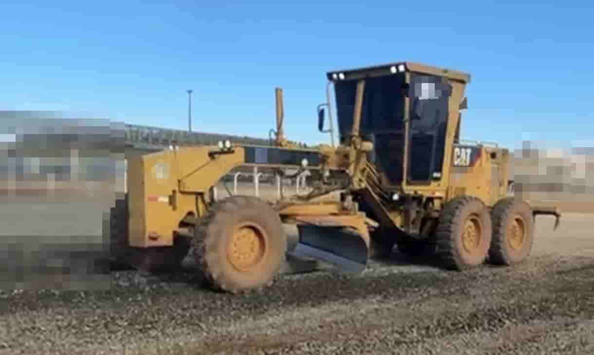 Motoniveladora Caterpillar 120H 2005 - imagem de fundo