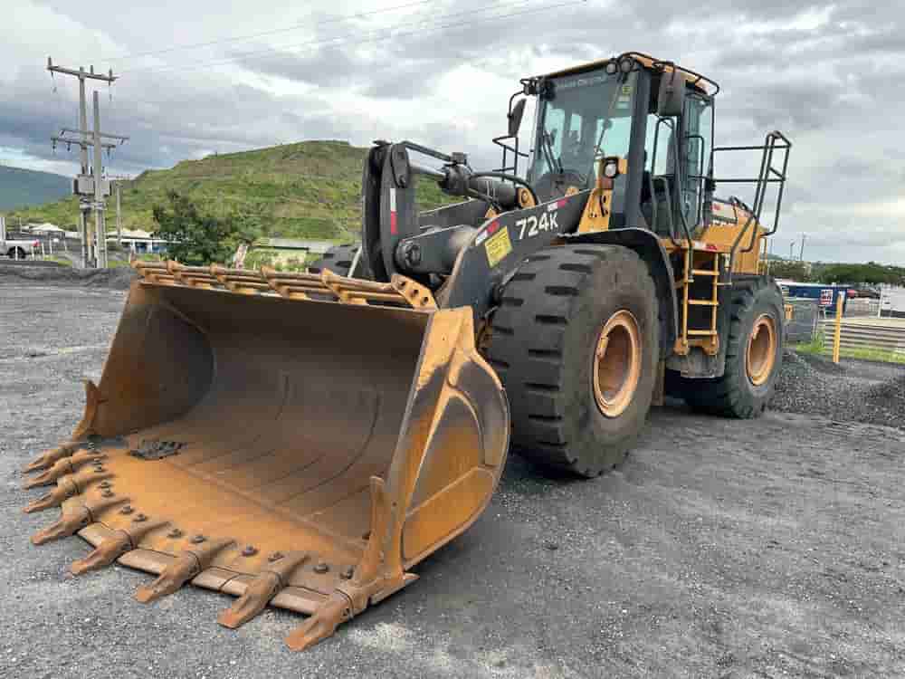 Pá Carregadeira John Deere 724K 2017 - imagem de fundo