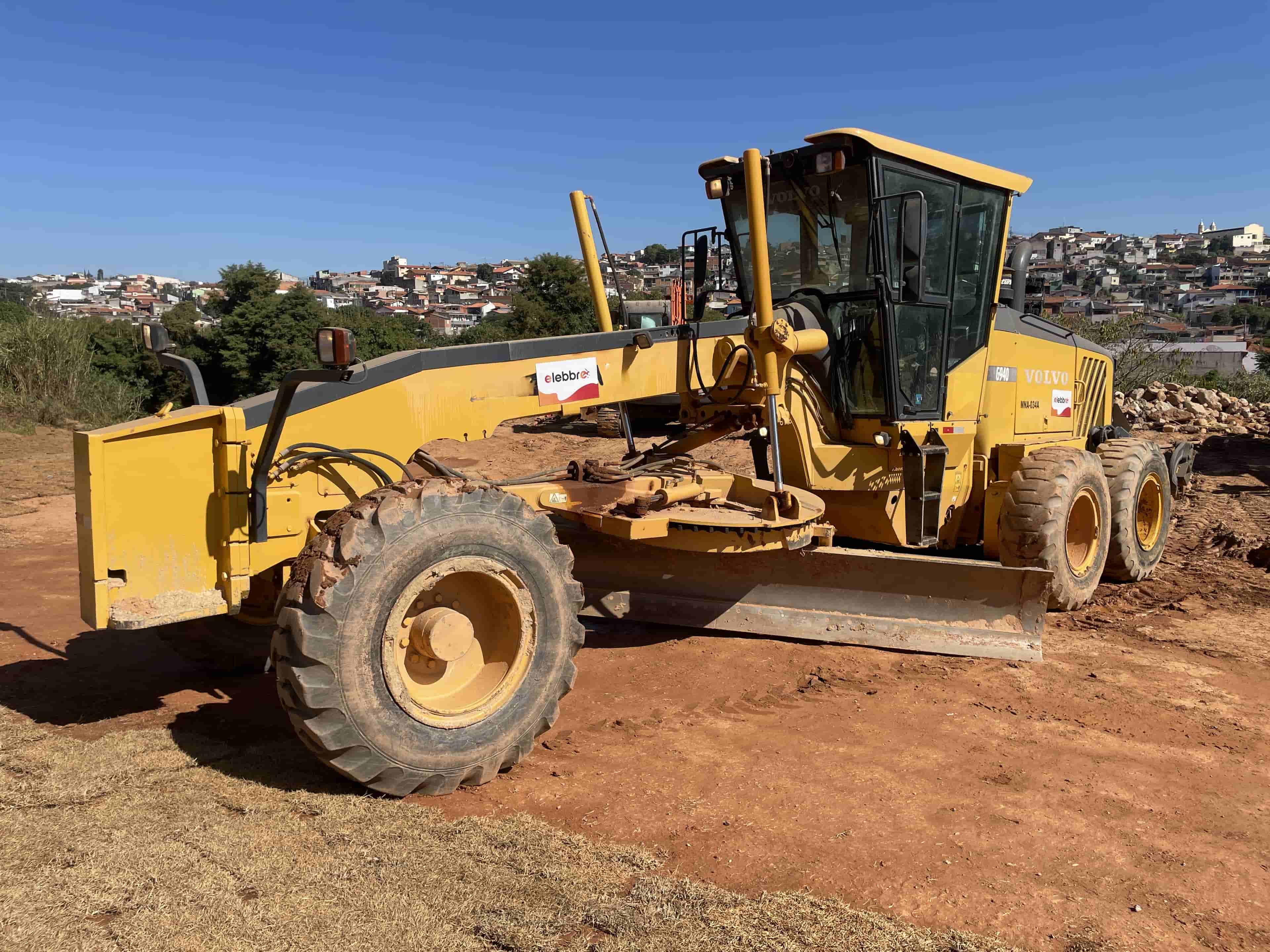 Motoniveladora Volvo G940 2012 - imagem de fundo