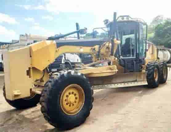 Motoniveladora Caterpillar 140M 2008 - imagem de fundo