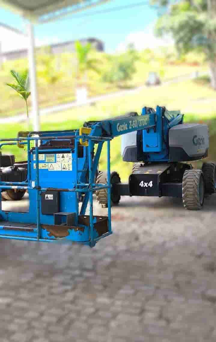 Plataforma elevatória Genie Z 60/37DC 2018 - imagem de fundo
