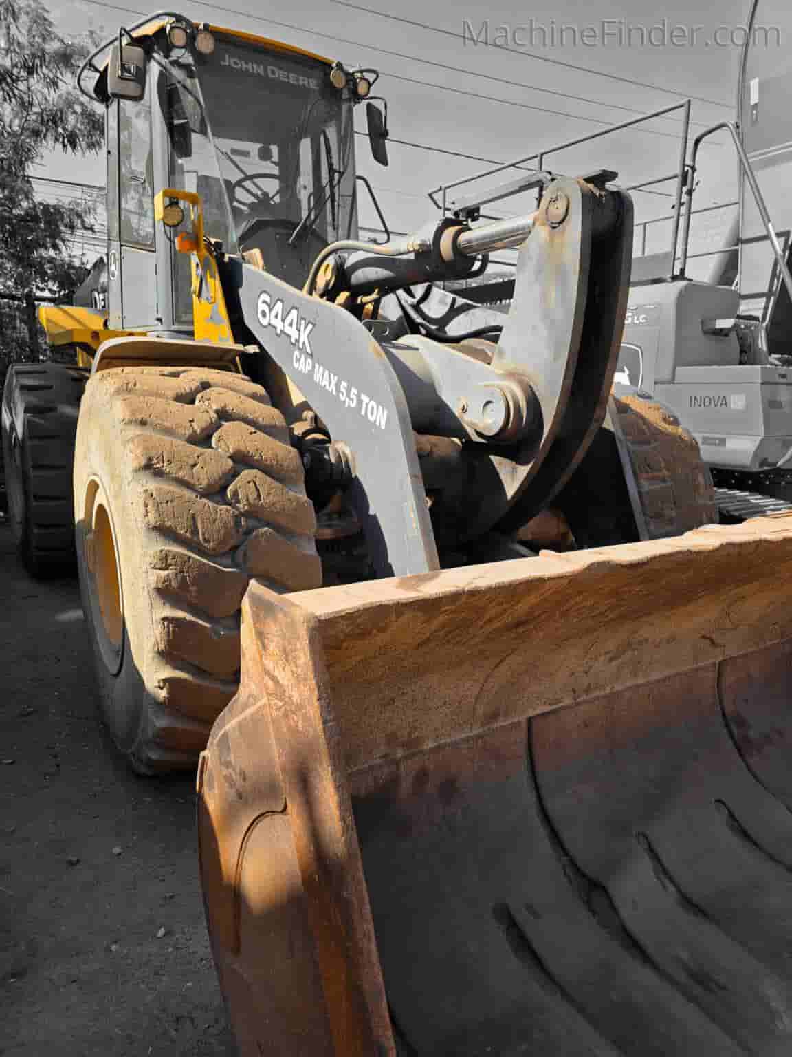 Pá Carregadeira John Deere 644K 2019 - imagem de fundo