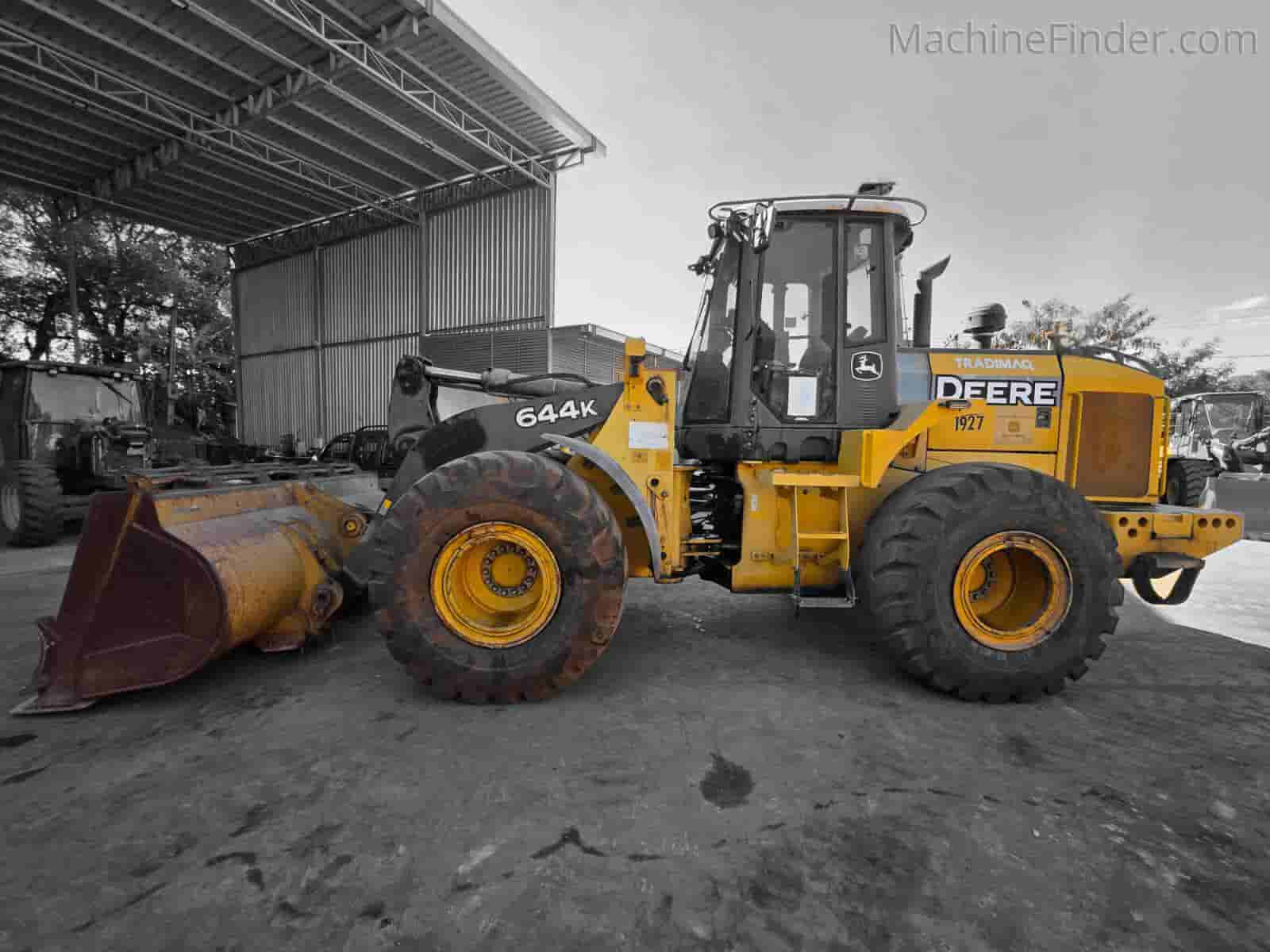 Pá Carregadeira John Deere 644K 2015 - imagem de fundo