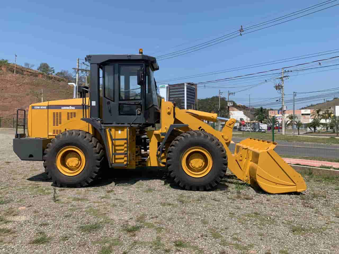 Pá Carregadeira Lonking CDM 856E 2014 - imagem de fundo