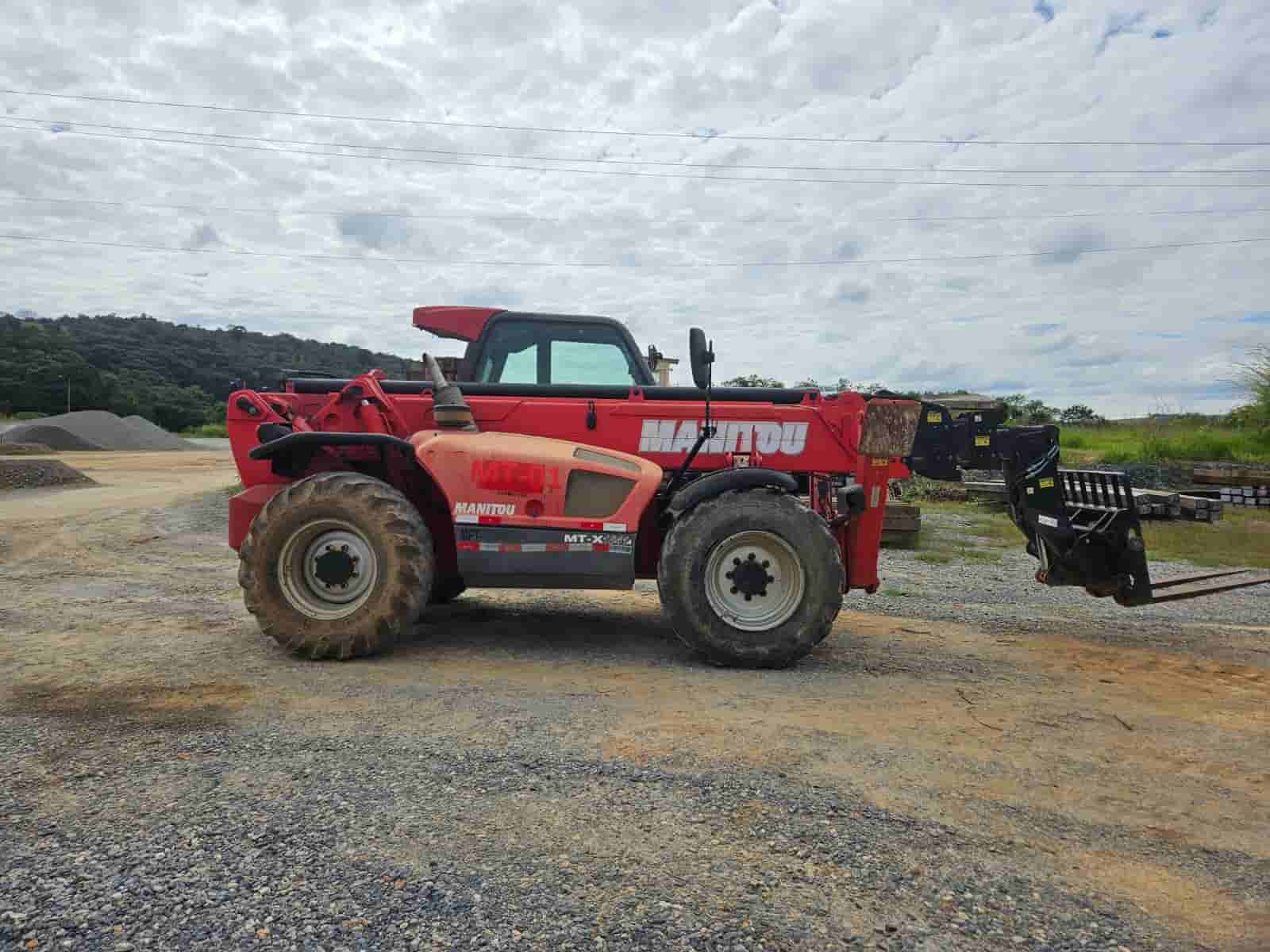 Manipulador Telescópico Manitou MTX1841 2020 - imagem de fundo