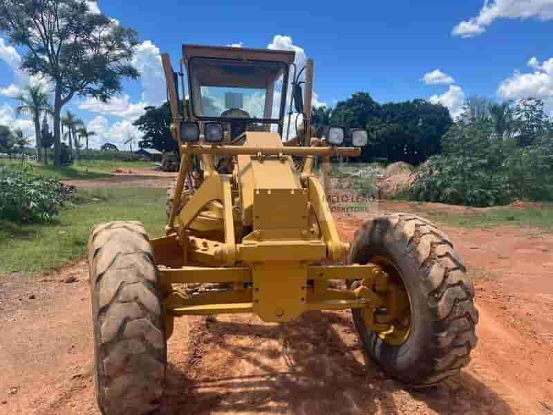 Motoniveladora Caterpillar 120H 2006 - imagem de fundo