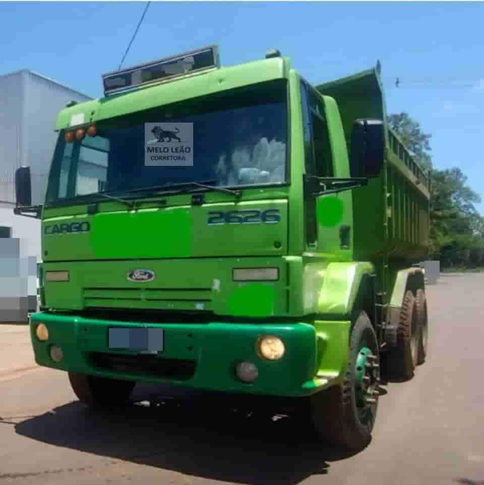 Caminhão Ford CARGO 2626 2003 - imagem de fundo