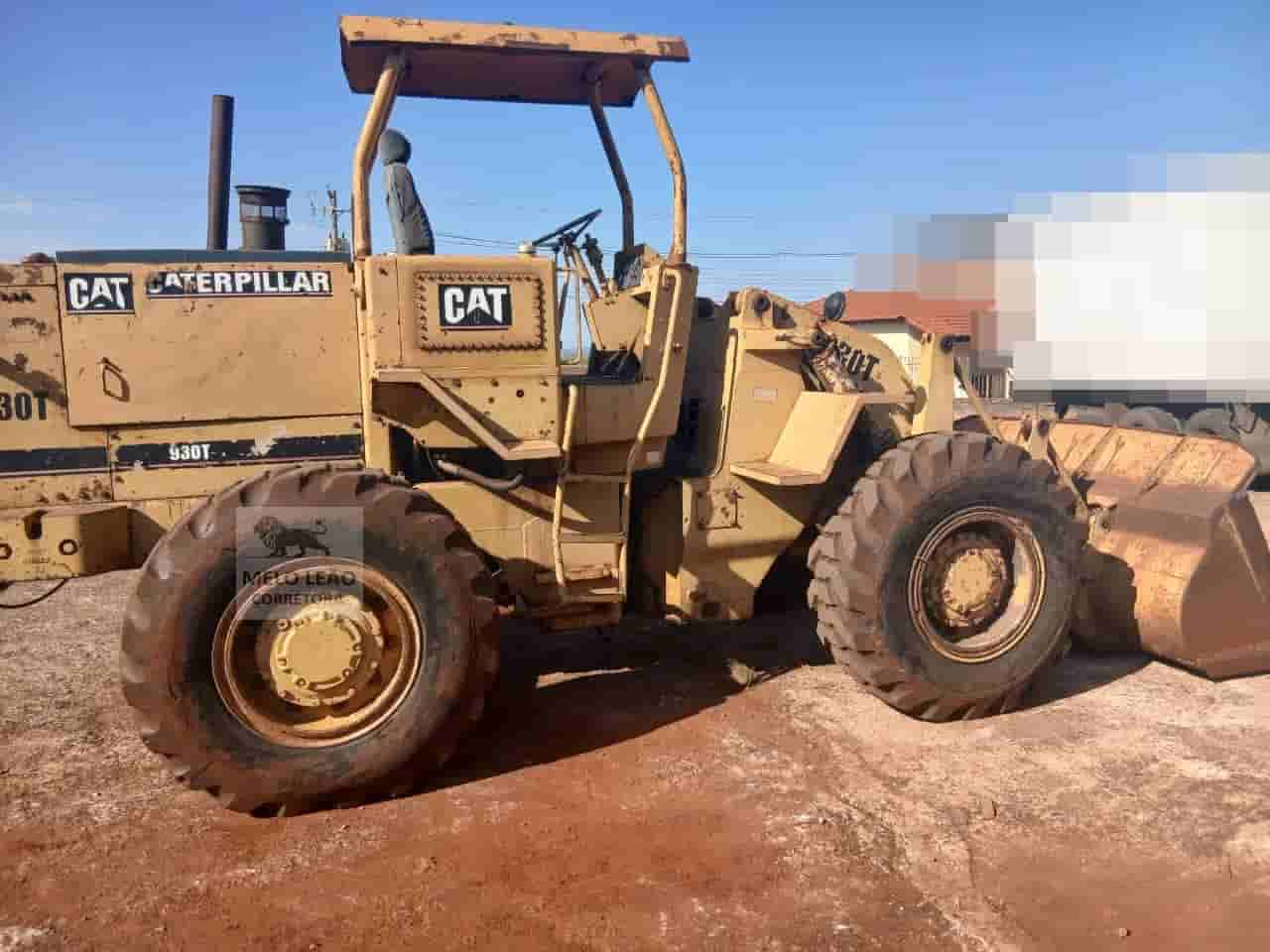 Pá Carregadeira Caterpillar 930T 1994 - imagem de fundo