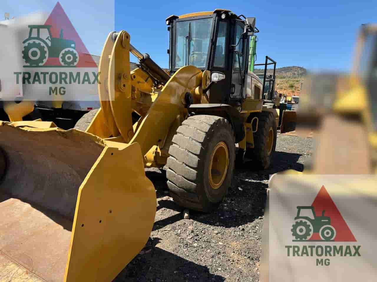 Pá Carregadeira Caterpillar 938 K 2019 - imagem de fundo