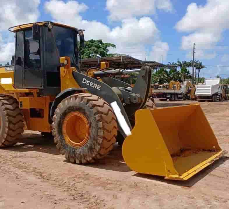 Pá Carregadeira John Deere 524K 2022 - imagem de fundo