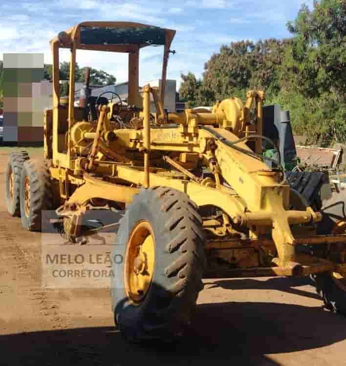 Motoniveladora Caterpillar 120B 1976 - imagem de fundo