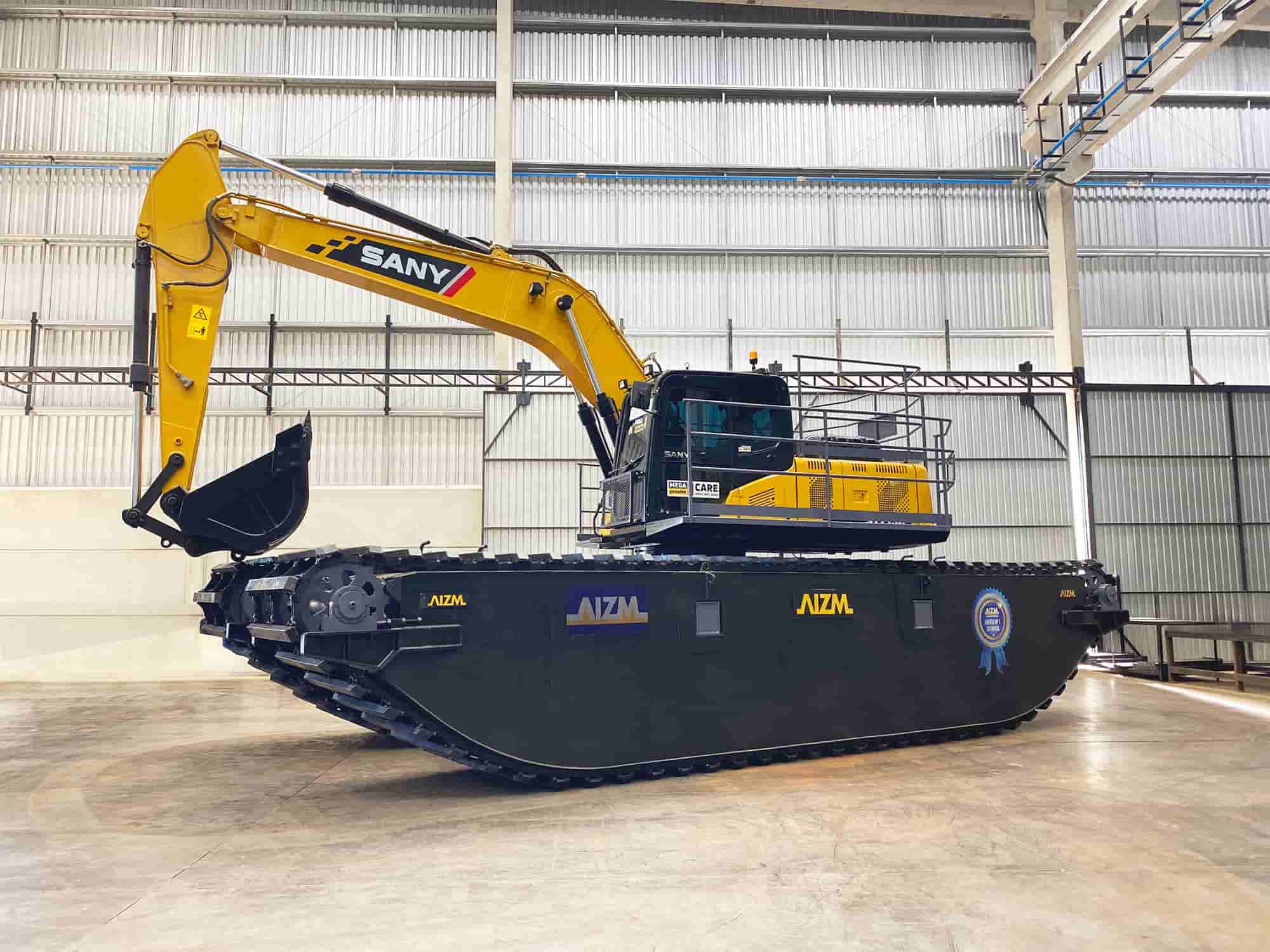 Escavadeira Sany SY215 2024 - imagem de fundo