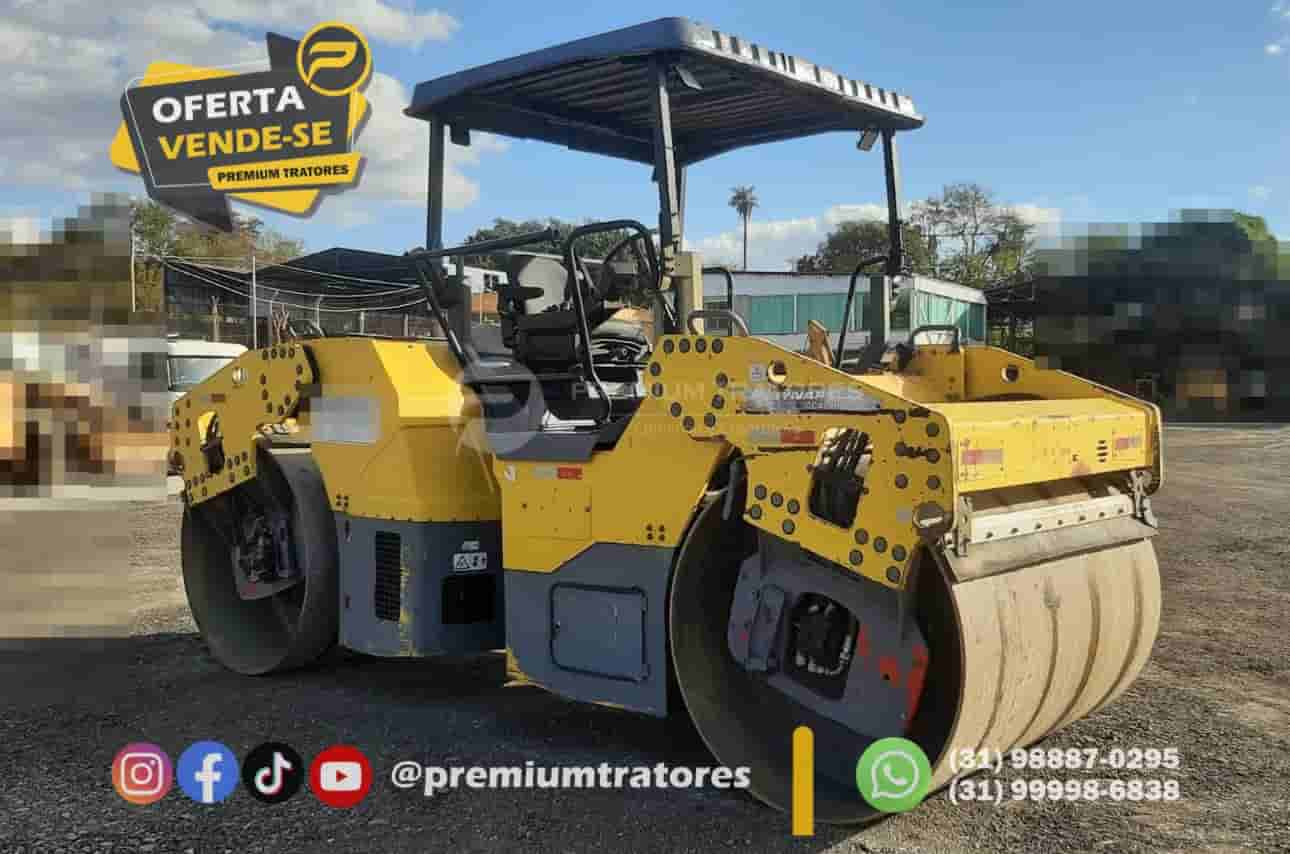 Rolo compactador Dynapac CC424HF 2014 - imagem de fundo